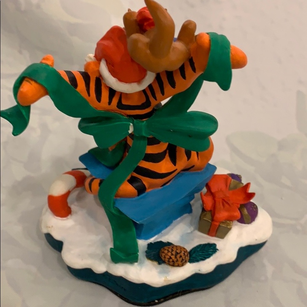 Rare Disney stocking holder: Tigger & Roo - Picture 5 of 7